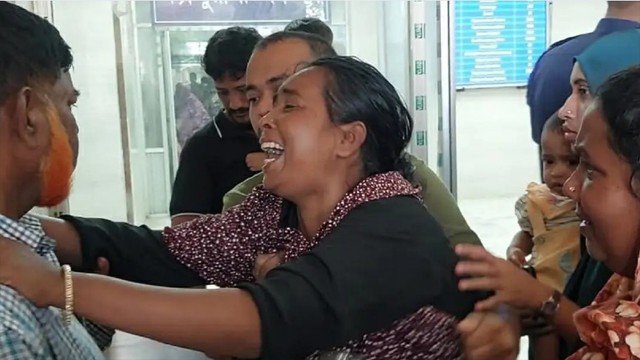 বগুড়ায় ৭ শ্রমিকের মৃত্যু : স্বজনদের আহাজারিতে ভারী হয়ে উঠেছে হাসপাতাল