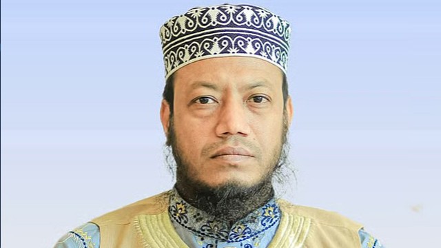 আমার তিন শিশু সন্তানকে একটু দেখে রাইখেন: আমির হামজা