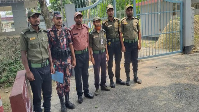 চাঁপাইনবাবগঞ্জ সীমান্তে পুশইন ঠেকাতে বিজিবির সঙ্গে আনসার-ভিডিপি মোতায়েন