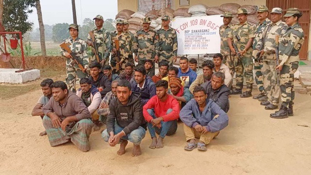 ২৩ বাংলাদেশিকে ধরে নিয়ে গেছে বিএসএফ