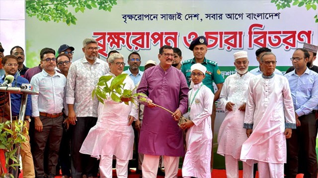 রাজশাহীর গ্রিন ও ক্লিন সিটির গৌরব ধরে রাখার আহ্বান ভূমিমন্ত্রীর