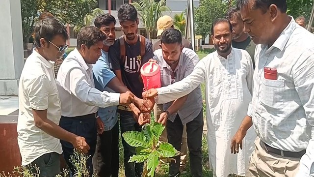 রাজশাহীতে শিক্ষার্থীদের বৃক্ষরোপন কর্মসূচী পালিত