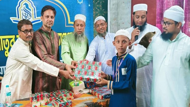 কল্যাণপুরে মাদরাসাতুর রাইহানের ২য় সাময়িক পরীক্ষার ফল প্রকাশ ও পুরস্কার বিতরণ