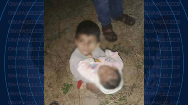 হাঁড় কাপানো শীতের রাতে ২ শিশুকে রাস্তায় ফেলে গেল বাবা-মা!