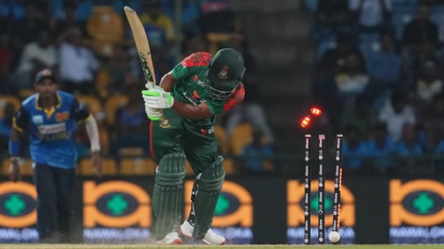 দক্ষিণ আফ্রিকাকে হারিয়ে ত্রিদেশীয় সিরিজ শুরু বাংলাদেশের