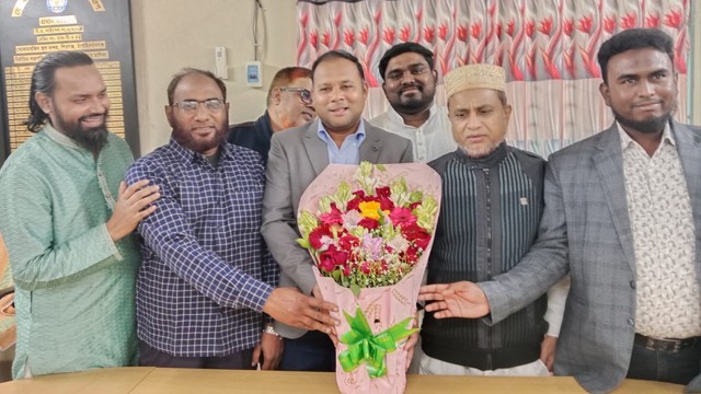 সোনামসজিদ আমদানি-রপ্তানীকারকের ভারপ্রাপ্ত সভাপতি হলেন বাবুল