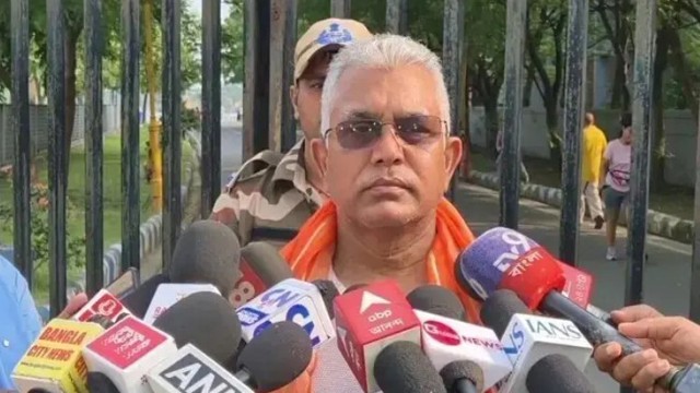 ভিসা আমরা চিরদিনই দিতাম, বাংলাদেশকে আমাদেরই অঙ্গ মনে করি: দিলিপ ঘোষ