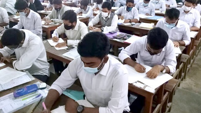 উত্তরপত্র নিয়ে পালালেন এইচএসসি পরীক্ষার্থী, বাড়ি থেকে উদ্ধার