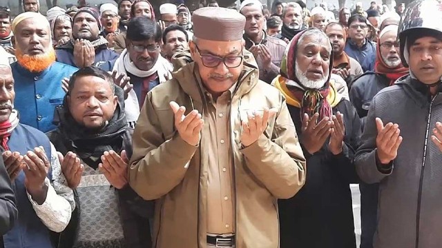 চাঁপাইনবাবগঞ্জে বেগম খালেদা জিয়ার গায়েবানা জানাজা ও দোয়া অনুষ্ঠিত