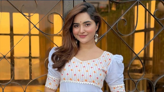বিয়ে নিয়ে জনপ্রিয় অভিনেত্রী কেয়া পায়েলের ভাবনা