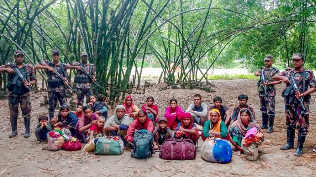 শিবগঞ্জ সীমান্ত দিয়ে ২০ জনকে পুশ ইন করল বিএসএফ