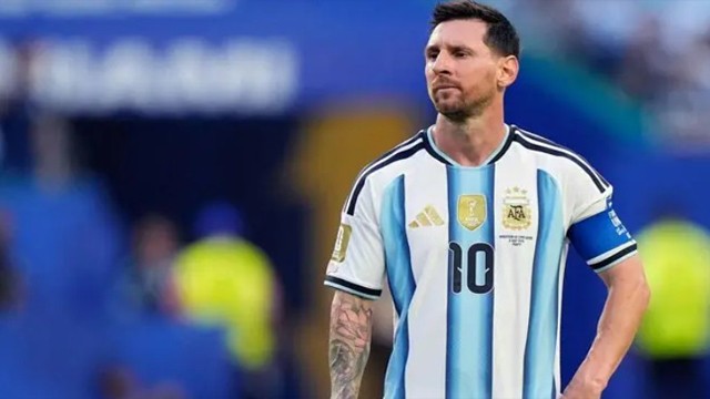 বিশ্বকাপে দুই পেনাল্টি মিস করে মেসির রেকর্ড