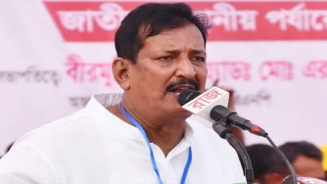 “২০ বছরে মাদক ব্যবসা করে চাঁপাইনবাবগঞ্জ-রাজশাহীর এক হাজার ব্যক্তি কোটিপতি”
