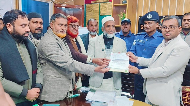 চাঁপাইনবাবগঞ্জ-২ আসনে জামায়াত প্রার্থীর মনোনয়ন দাখিল