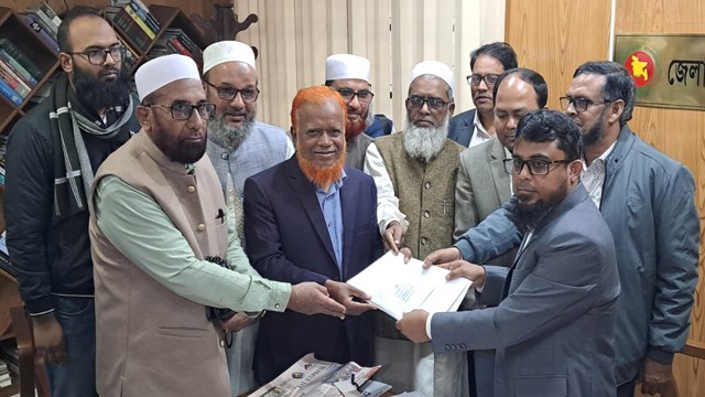 চাঁপাইনবাবগঞ্জ-৩ আসনে জামায়াতের মনোনয়ন সংগ্রহ করলেন বুলবুল