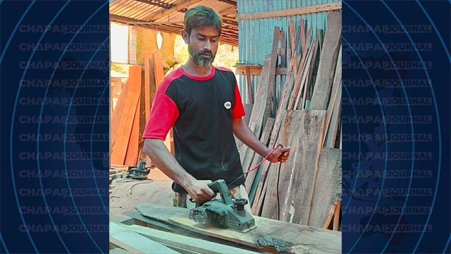 দুইযুগ আগে দুই সাবজেক্টে ফেল, ৪৫ বছর বয়সে করলেন এসএসসি পাশ