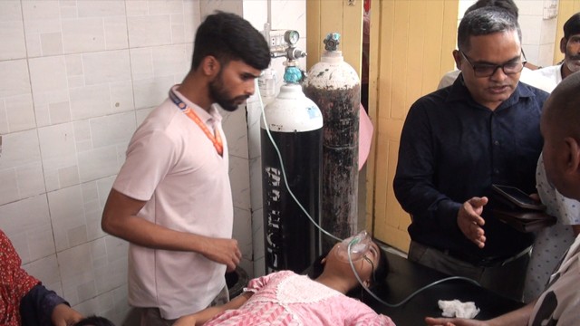 চাঁপাইনবাবগঞ্জে আবারও ফুড ফিডিং এর খাবার খেয়ে অসুস্থ ১২ শিশু, হাসপাতালে ভর্তি ৭