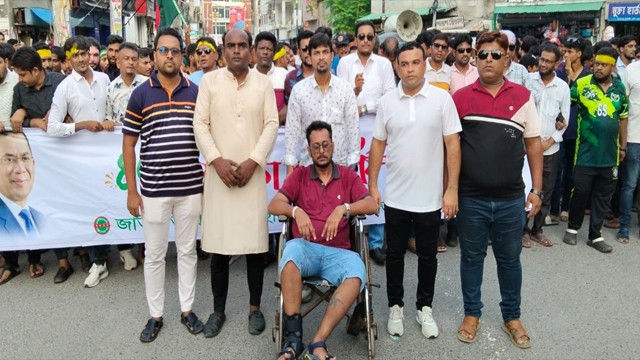 নানা আনেয়াজনে রাজশাহীতে স্বেচ্ছাসেবক দলের প্রতিষ্ঠাবার্ষিকী পালন