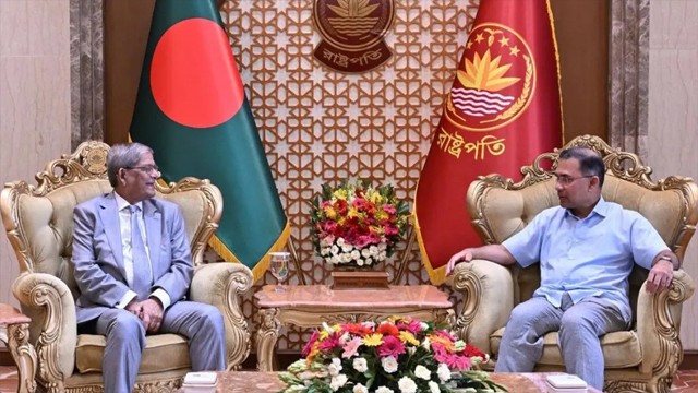 রাষ্ট্রপতির সঙ্গে প্রধানমন্ত্রীর প্রথম সৌজন্য সাক্ষাৎ