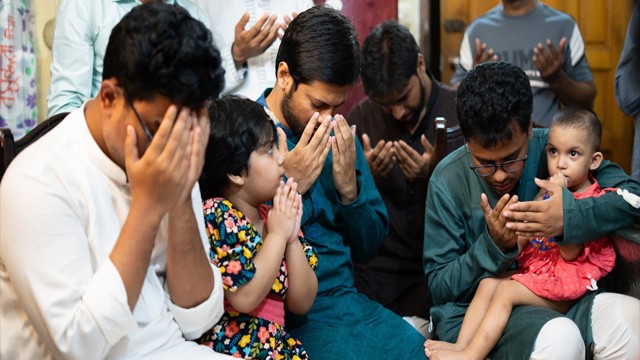 মারা যাওয়া সাংবাদিকের পরিবারকে ২ লাখ টাকা সহায়তা দিল ছাত্রশিবির