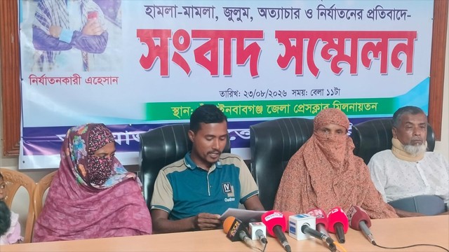 জুয়ার দায়ে বহিষ্কৃত ইমামের বিরুদ্ধে প্রতিবেশীকে মারধরের অভিযোগ, ২ মাস ঘরছাড়া পরিবার