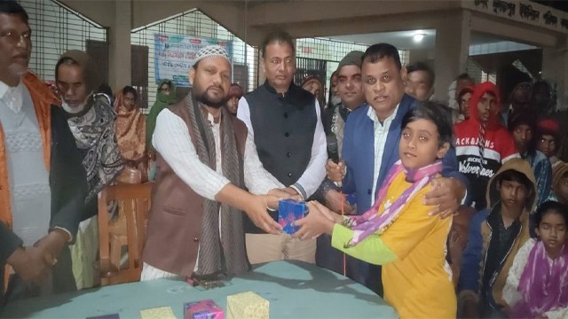 শিবগঞ্জে গ্রামআদালত শীর্ষক কমিউনিটি ভিডিও প্রদর্শনী